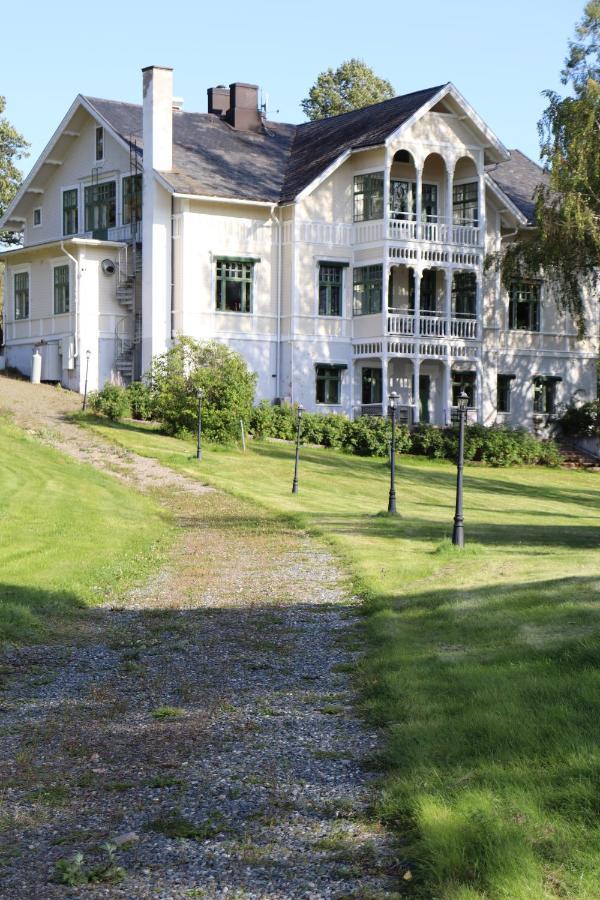 Skogsbrynet B&B, Bredsjoe Nya Herrgard Hällefors Esterno foto