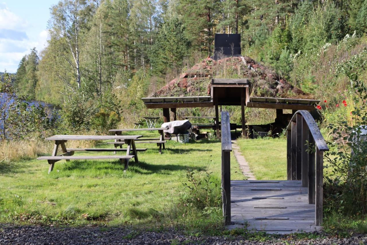Skogsbrynet B&B, Bredsjoe Nya Herrgard Hällefors Esterno foto