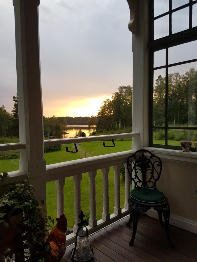 Skogsbrynet B&B, Bredsjoe Nya Herrgard Hällefors Esterno foto
